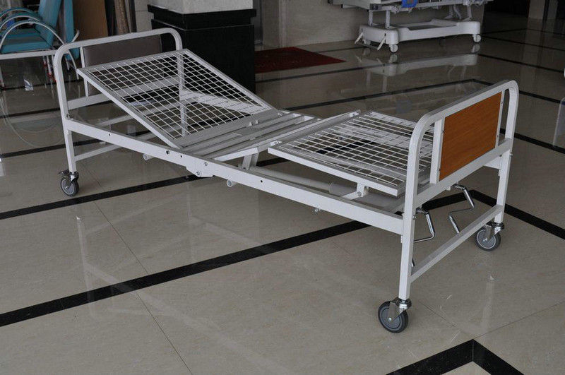 Letto di ospedale manuale handicappato multiuso con il materasso del traliccio